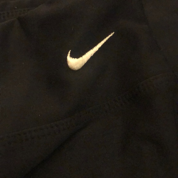 Nike Workout Capris - Sz small - Picture 2 of 6